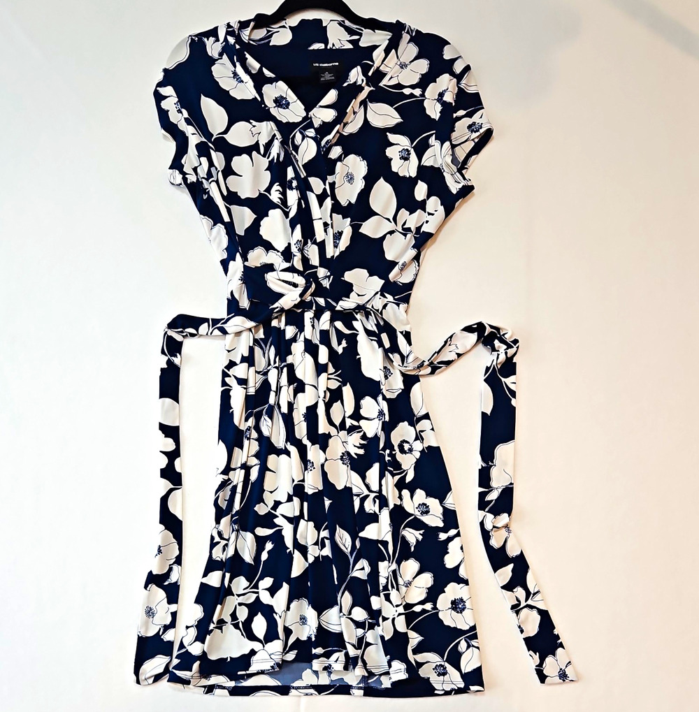 Liz Claiborne Women's M Blue White Floral Wrap Dress V-Neck Cap Sleeve Lined